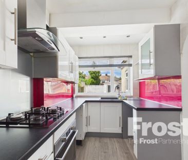 Rochester Avenue, Feltham,TW13 - Photo 5