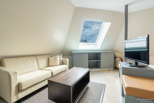 Welc(H)ome® by RIDA FLATS – D’dorf City! Charmant + Top Lage! Löffelfertig + Aufzug + Balkon + AC - Photo 1