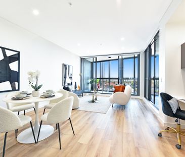 Stunning 2 bedroom apartment - Close to Rockdale train station - Photo 2