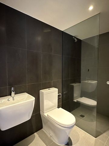 210/55 Jeffcott Street - Photo 4