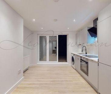 Cromford Road, Putney, SW18 - Photo 2