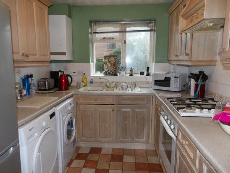 3 bedroom house to rent - Photo 3