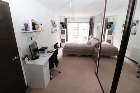 2 bedroom apartment to rent - Photo 2