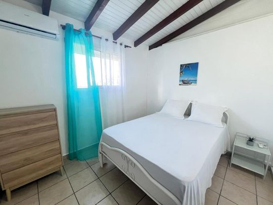 Location Appartement 3 pièces 56m² LES ABYMES 97139 - Photo 1