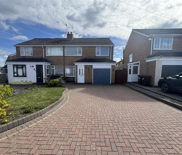 3 bedroom semi-detached house to rent - Photo 3