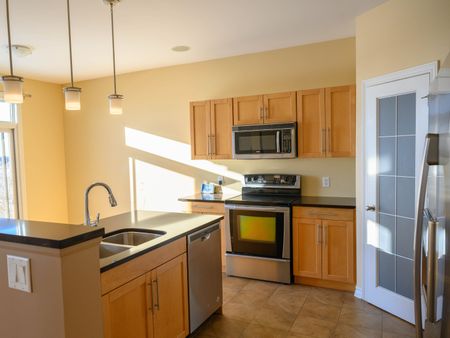 For Lease - 2143 Wickerson Road, London South, Ontario - Photo 3