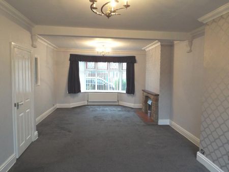 3 bedroom semi-detached house to rent - Photo 2