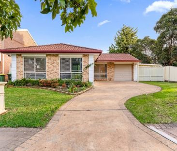 Stylish Low-Maintenance Home in a Private Setting - Photo 2
