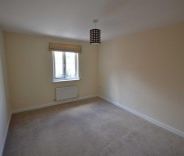 2 bed Apartment for Rent - Photo 2