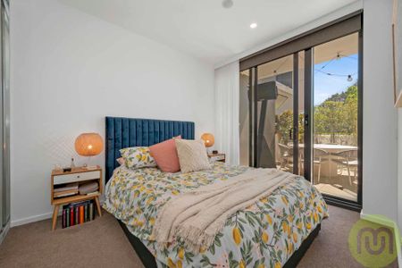 Stylish Ground Floor Two-Bedroom Apartment - Photo 3