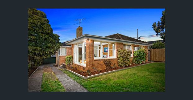 Family home in prime location - Photo 1