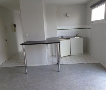 Studio RUE DE SEBASTOPOL - Photo 2