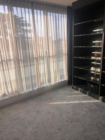 3 bedroom apartment to rent - Photo 3