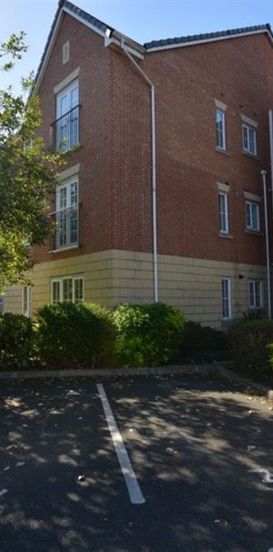 2 bedroom Flat To Let - Photo 1