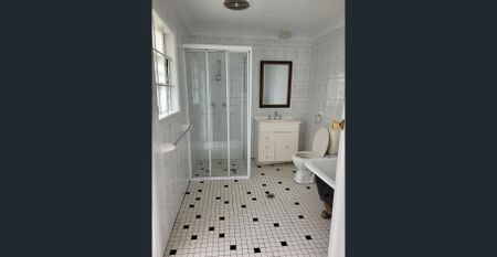 Surry Hills Terrace House for Rent - Photo 3