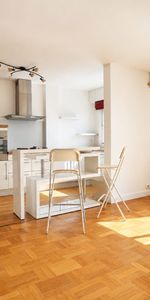 Location Appartement 2 pièces 46m² FONTENAY SOUS BOIS 94120 - Photo 3