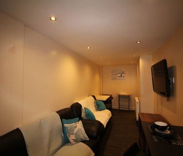 Room Six, Milton Street, Derby - Photo 1