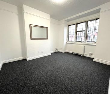 St Leonards Road, BEXHILL-ON-SEA, East Sussex - Photo 2