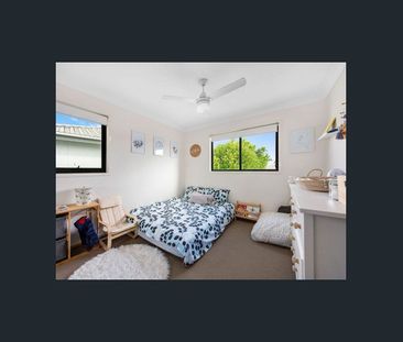 Modern 3-Bedroom Townhouse with Ducted Aircon, Dishwasher & Private... - Photo 5