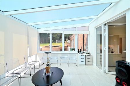 8 bedroom house to rent - Photo 4