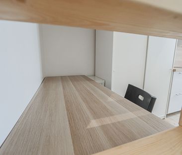 Location Appartement 1 pièce 15m² SOTTEVILLE LES ROUEN 76300 - Photo 1