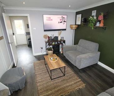 Woosnam Close, Burton Upon Trent, Branston, DE14 - Photo 1