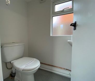 2 bedroom cottage to rent - Photo 5