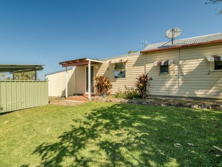 One Bedder in Wingham - Photo 4