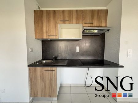 T3 AVEC BALCON+PARKINGS - Photo 4