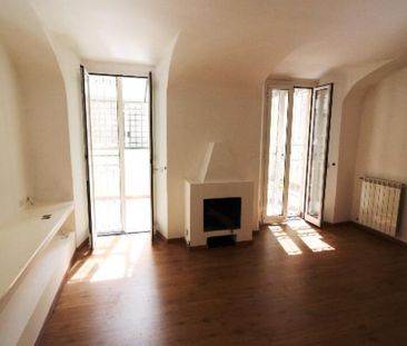 VILLA - PARIOLI: 180mq. 3-level house. Living, dining, 3 bedrooms, ... - Photo 4