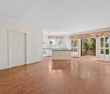 Superb Brick Home in Balwyn North - Photo 5