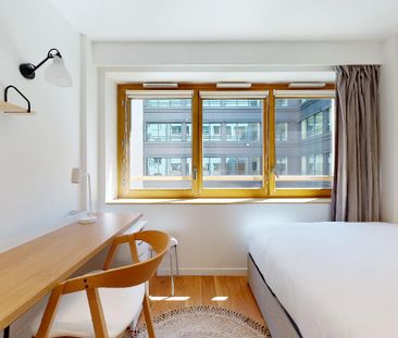 Helios 1 — Studio Privé 202 - Photo 1