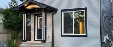 Excellent single family home with 3 bed, 2 bath | Calgary - Photo 1