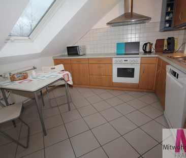 Modern möblierte 3-Zimmer Dachterrassen Wohnung in begehrter Lage - Photo 2