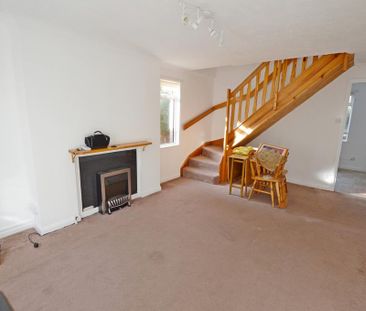 2 bedroom semi-detached house to rent - Photo 4