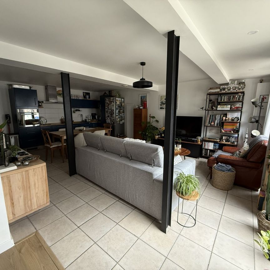 Location Appartement 2 pièces 64m² LOOS 59120 - Photo 1