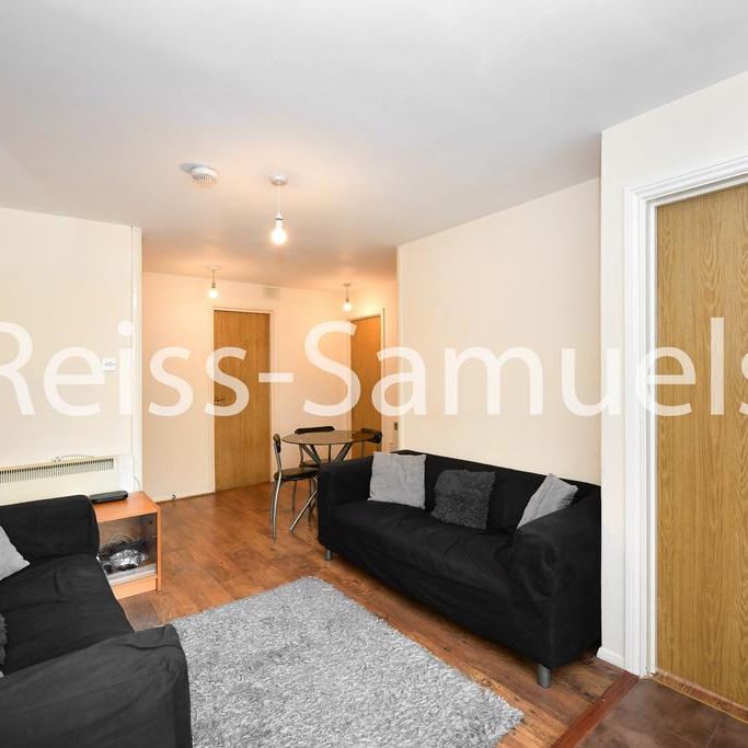 3 bedroom apartment to rent - Photo 1