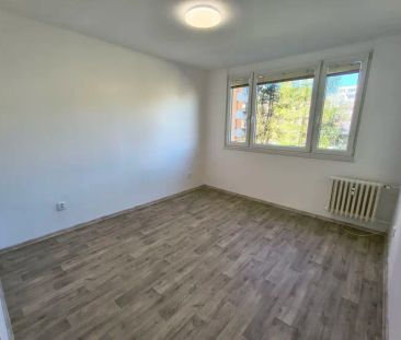 Pronájem bytu s balkonem, Maxima Gorkého, Místek - Photo 2