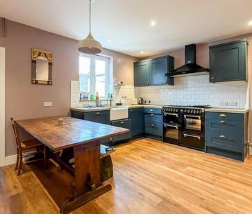 2 bedroom terraced house to rent - Photo 2