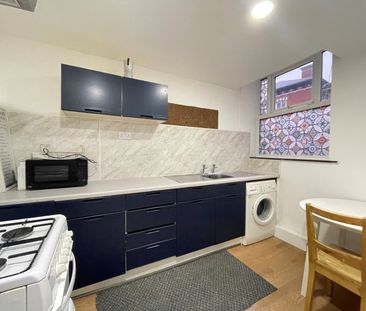 1 bedroom studio apartment to rent - Photo 3