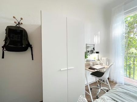 Avenida de Valladolid, Madrid, Community of Madrid 28008 - Foto 4