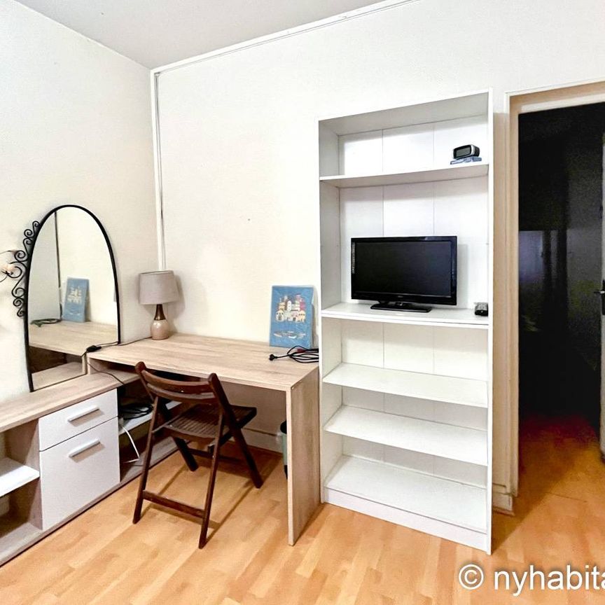 Logement à Paris, Location meublée - T2 - Porte De La Chapelle, Montmartre - Sacré Coeur (PA-4857) - Photo 1