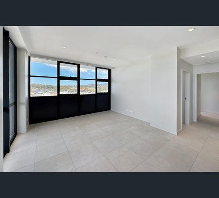 5.08/15-31 Harbour Drive, Coffs Harbour, NSW 2450 - Photo 2