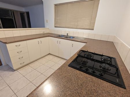 Spacious , comfortable - Photo 5