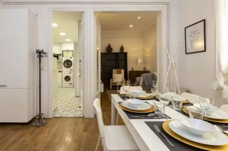 Carrer de Muntaner, Barcelona, Catalonia 08021 - Photo 4