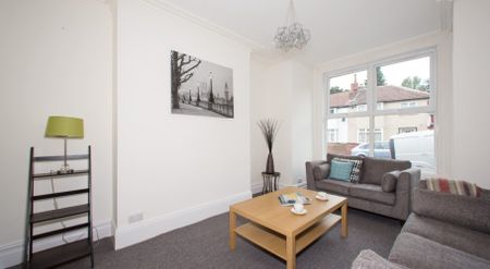 33 Richmond Avenue, Headingley, Leeds, LS6 1BZ - Photo 3