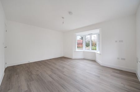 3 bedroom semi-detached house to rent - Photo 2