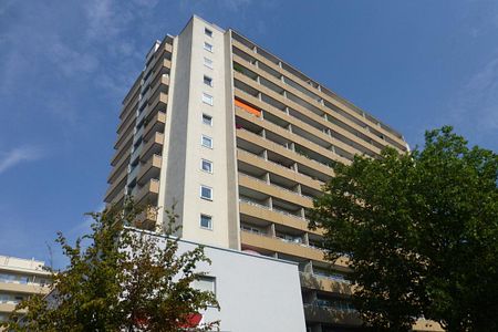 Im Herzen von Gießen mit Blick auf den Botanischen Garten: Große, helle 1 Zimmer-Wohnung mit Balkon, Diezstr. 7, Gießen - Foto 2