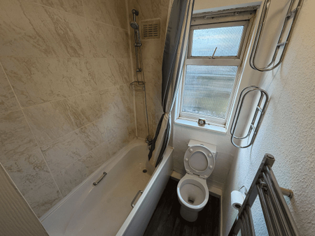 Eva Road, Oldbury, B68 - Photo 5