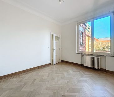 AVENUE DAILLY - Prachtig 2-slaapkamer appartement met terras - Foto 1